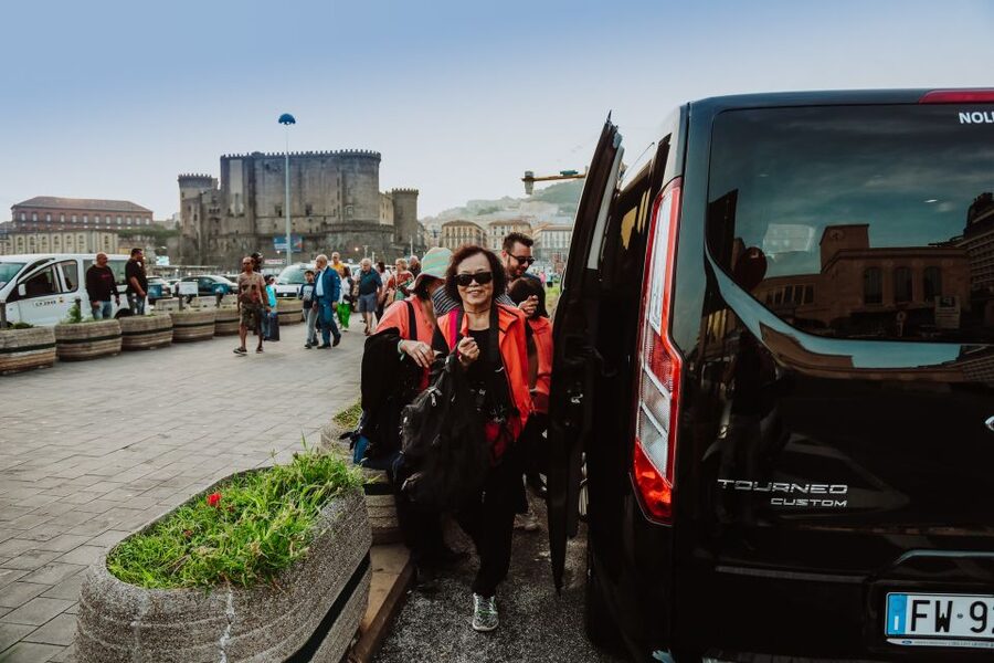 From Naples: Pompeii & Herculaneum with Archaeologist Guide - Meeting in Naples and riding to Herculaneum