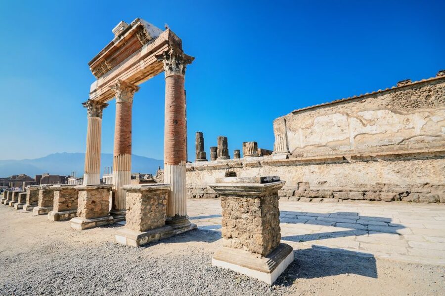 From Naples: Pompeii Skip-the-Line Entry Ticket and Tour - Guide language and audio options