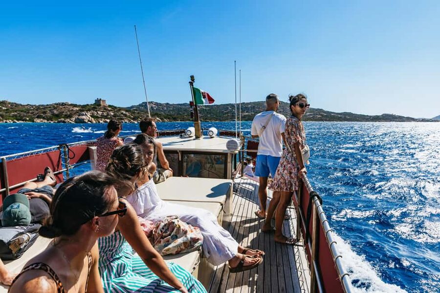 From Palau/La Maddal: Boat Tour of La Maddalena Archipelago - A scenic first run past Palau and Caprera