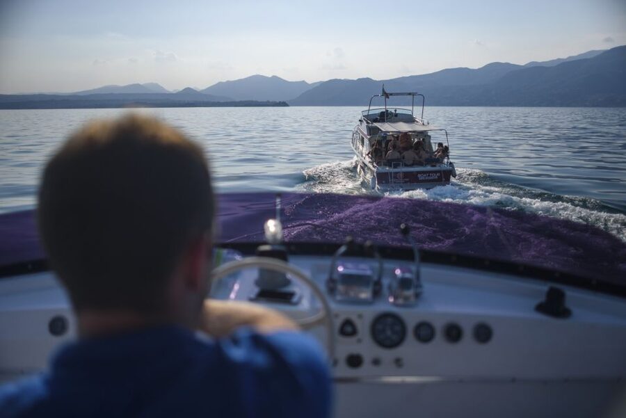 From Peschiera: Garda East Coast Cruise to Sirmione - Cruising Past Jamaica Beach And The Grottoes Of Catullus