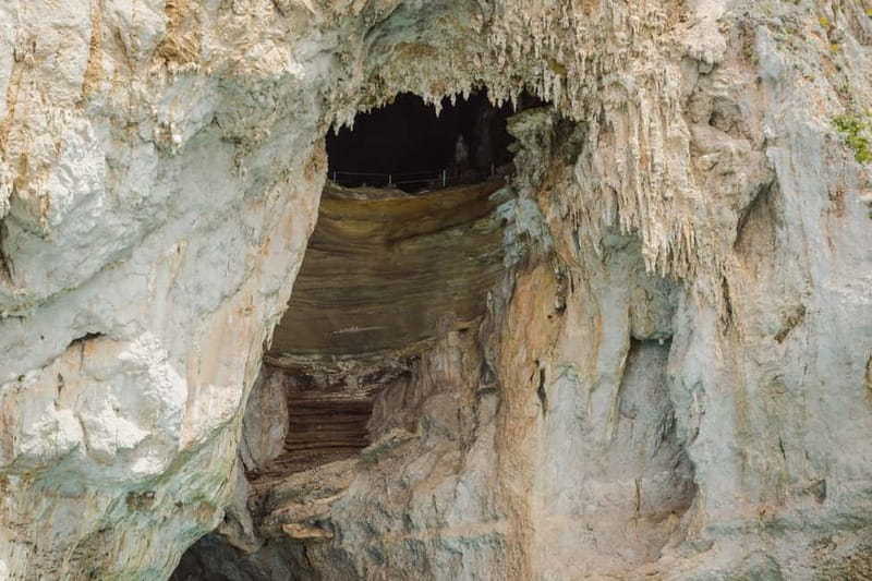 From Pompeii/Castellammare/Vico Equense: Capri Day Cruise - Who should book this trip?