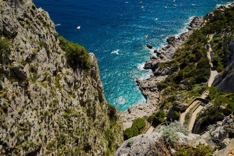 From Pompeii/Castellammare/Vico Equense: Capri Day Cruise - Crossing the Gulf of Naples by boat