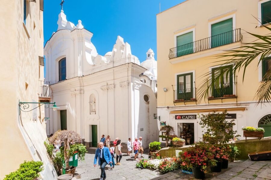 From Rome: Capri Guided Day Trip with Blue Grotto - Exploring Capri and Anacapri in a short window