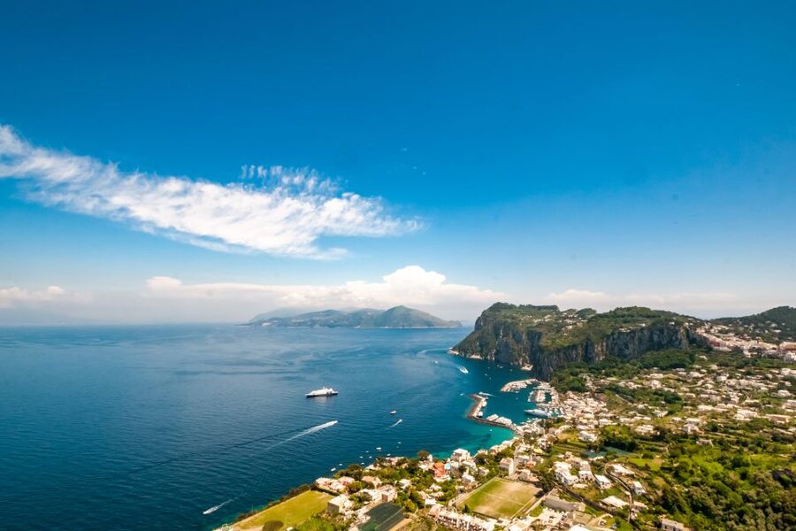 From Rome: Capri Guided Day Trip with Blue Grotto - What the guides add to a very busy day