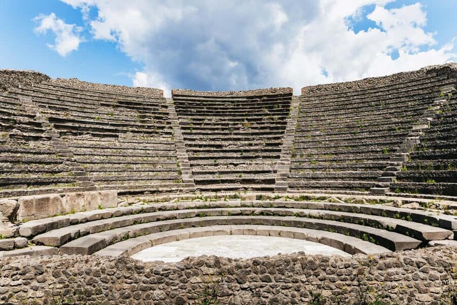 From Rome: Day Trip to Pompeii and Sorrento with Lunch - The road toward Sorrento