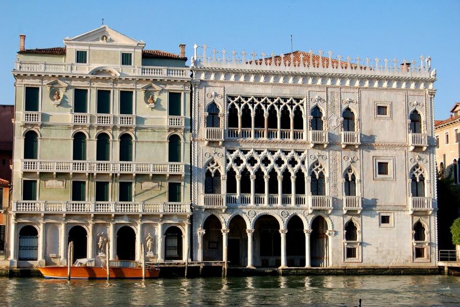 From Rome: Day Trip to Venice by High-Speed Train - What the tour leader actually adds