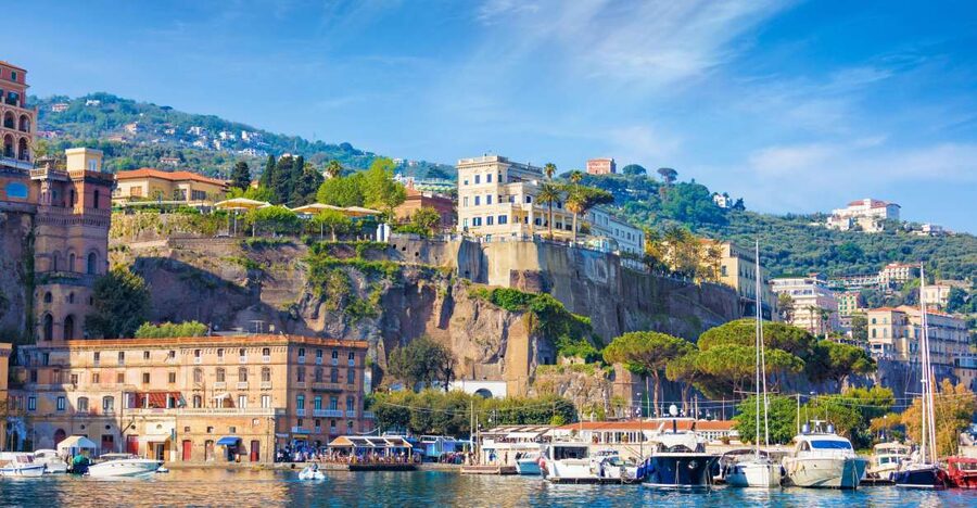 From Rome: Pompeii, Amalfi Coast, and Sorrento Day Trip - Practical packing advice