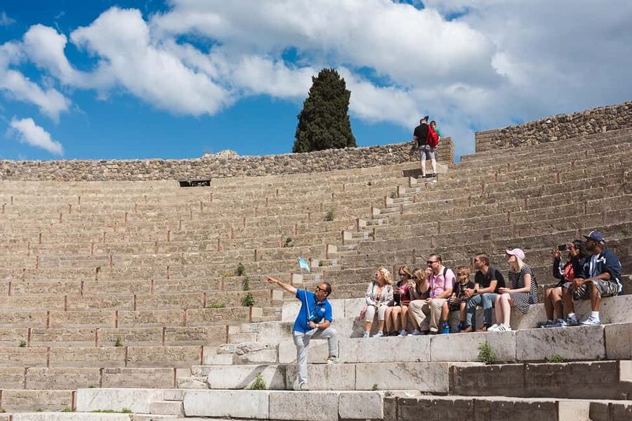 From Rome: Pompeii, Amalfi Coast, and Sorrento Day Trip - The Amalfi Coast from a coach window
