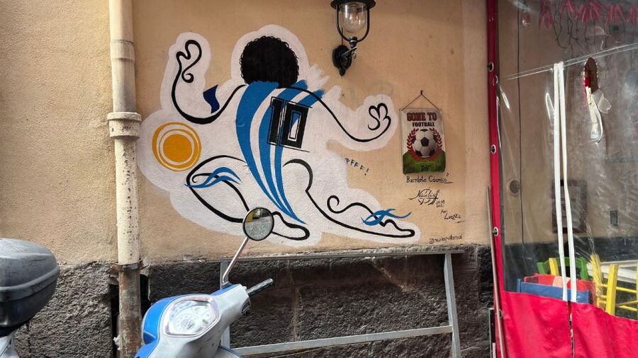From Rome: Pompeii and Naples Day Trip by High-Speed Train - Pompeii: a two-hour look at an enormous city