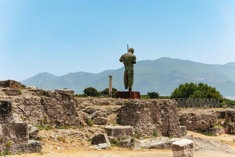 From Rome: Pompeii Day Trip with Optional Vesuvius and Lunch - Pompeii in Two Hours: Roman Life Under the Ash