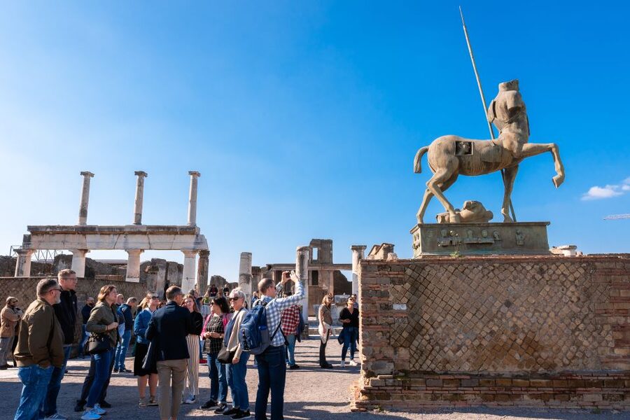 From Rome: Pompeii, Positano and Amalfi Coast Day Trip - Positano in 90 minutes