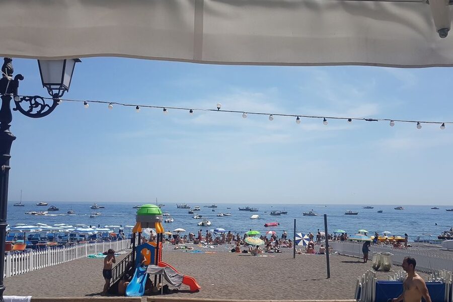 From Rome: Pompeii, Positano and Amalfi Full-Day Tour - Positano for lunch, views, and a walk