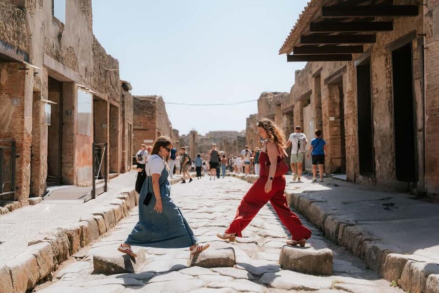 From Rome: Pompeii with Expert Guide & Amalfi Coast Day Trip - Meeting at Piazzale Flaminio