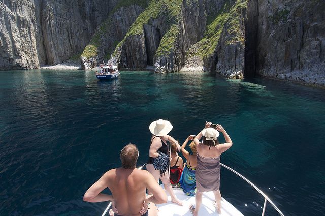 From Rome: Ponza Island Day Trip with Boat Excursion - Five hours around Ponza by boat