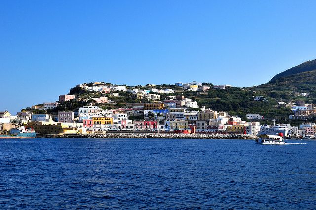 From Rome: Ponza Island Day Trip with Boat Excursion - Pasta, wine, and lunch on deck