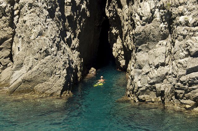 From Rome: Ponza Island Day Trip with Boat Excursion - Meeting at Caffè Cestia near Piramide