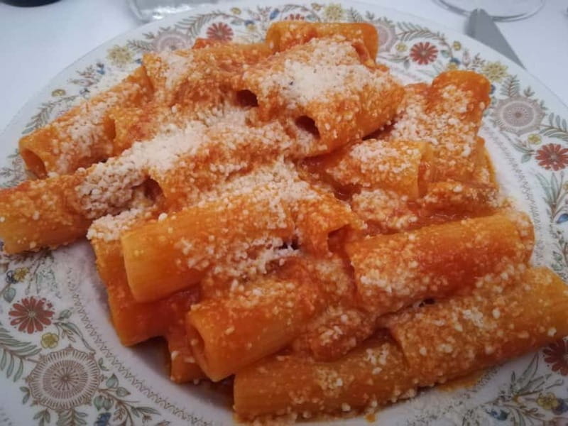 From Rome: Villa D'Este & Villa Adriana Day Trip with Lunch - What the guides add to the day