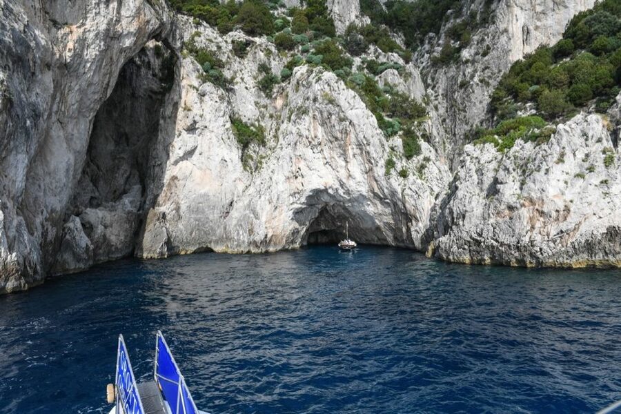From Sorrento: Day Trip to Capri with Blue Grotto - A guide who manages the day well