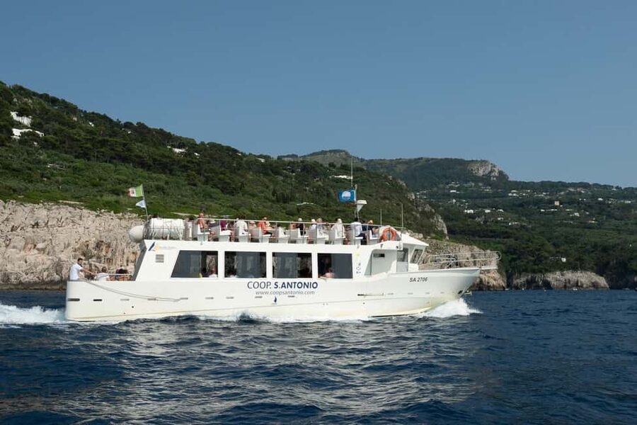 From Sorrento/Nerano: Capri Island Cruise with Guide Onboard - Why this Capri day trip works well