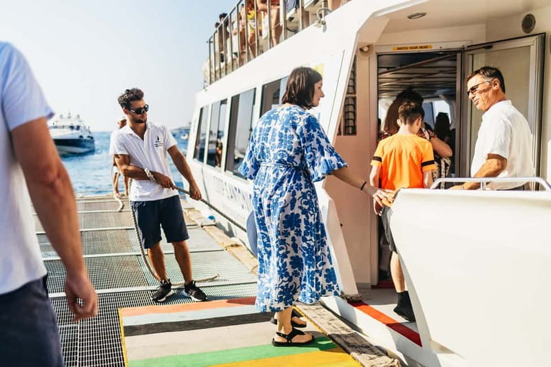 From Sorrento/Nerano: Capri Island Cruise with Guide Onboard - The 40 to 45 minute boat ride to Capri