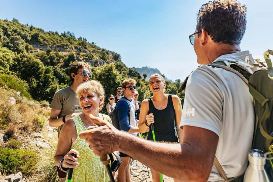 From Sorrento: Path of the Gods Guided Hike with Transfers - Who will enjoy this hike most