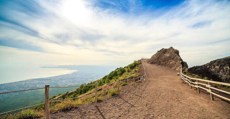 From Sorrento: Pompeii and Vesuvius Tour - The coach ride to Mount Vesuvius
