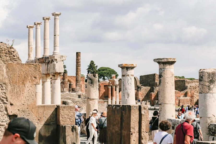 From Sorrento: Pompeii Half-Day Skip-the-Line Tour - The value of the two-guide format
