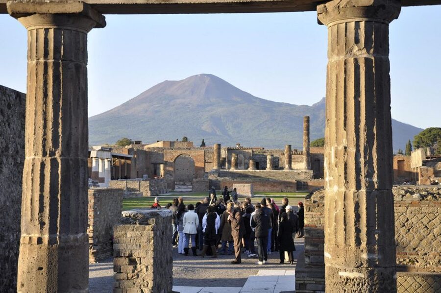 From Sorrento: Pompeii Ruins All-inclusive Guided Tour - Baths, theaters, villas, and daily routines