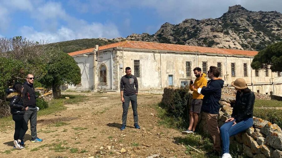 From Stintino: Asinara minivan tour - Cala d’Oliva and the island’s human past