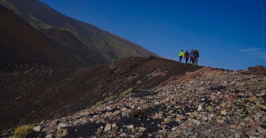 From Syracuse: Mount Etna Guided Morning Hike & Food Tasting - Six useful things to know before you go