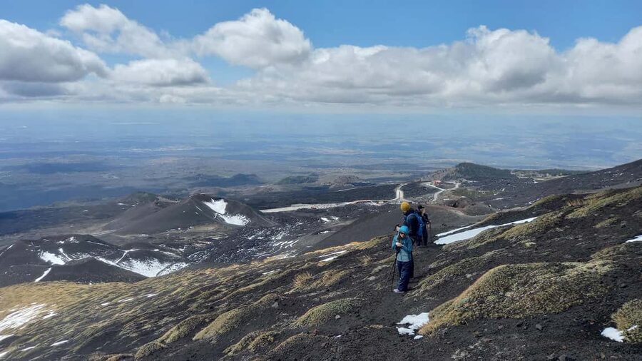 From Syracuse: Mount Etna Guided Morning Hike & Food Tasting - Entering the Grotta dei Tre Livelli
