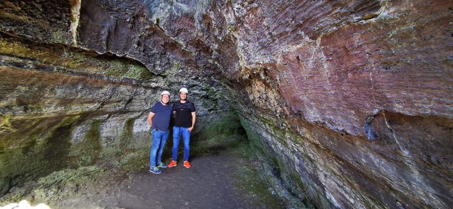 From Syracuse: Mount Etna Guided Morning Hike & Food Tasting - Practical packing advice