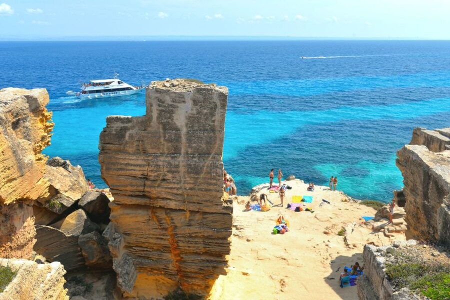 From Trapani: Cruise to Favignana and Levanzo with lunch - Why this Trapani cruise is good value at $53