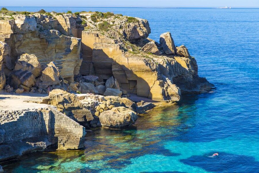 From Trapani: Cruise to Favignana and Levanzo with lunch - Levanzo’s small port and short coastal circuit
