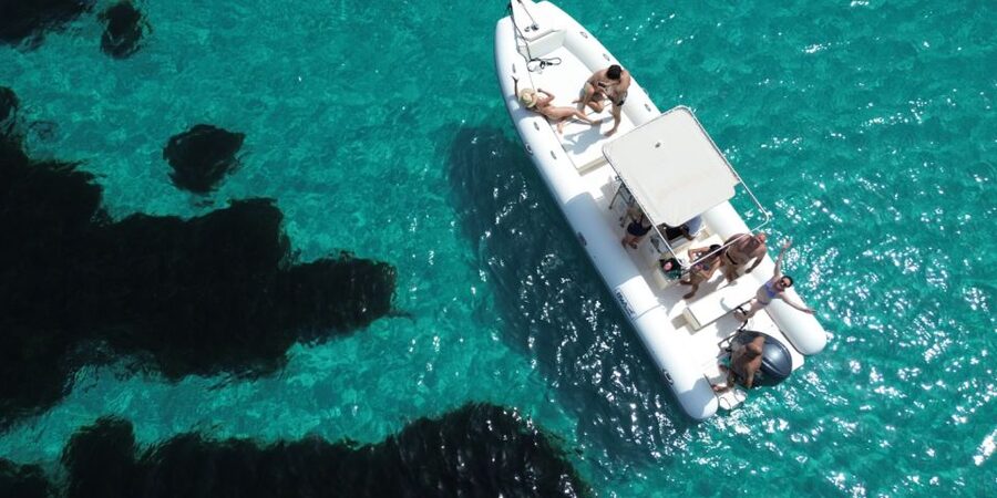 From Trapani: Favignana and Levanzo Egadi Island Day Cruise - Cala Rossa, Scalo Cavallo, and the Lovers’ Grotto