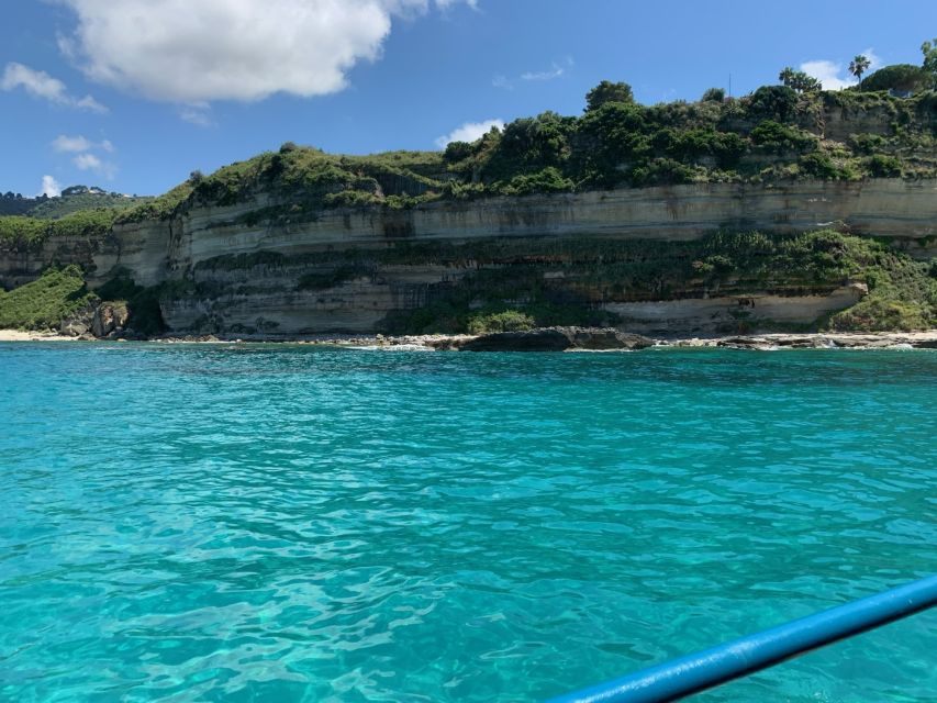 From Tropea: Capo Vaticano boat tour with snorkel & aperitif - Praia di Fuoco and the rock formations near Capo Vaticano