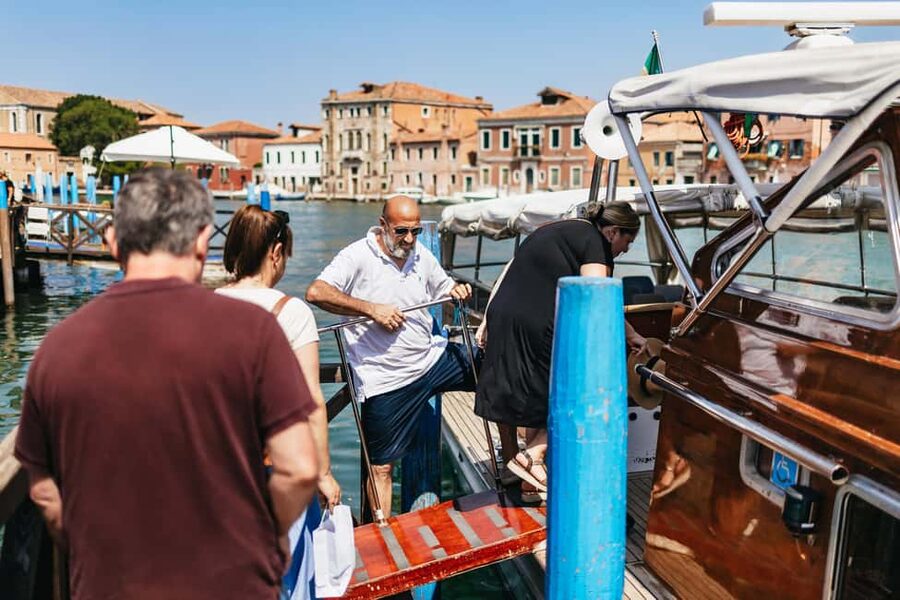 From Venice: Murano & Burano Guided Tour by Private Boat - The boat ride from Venice: useful stories before the islands