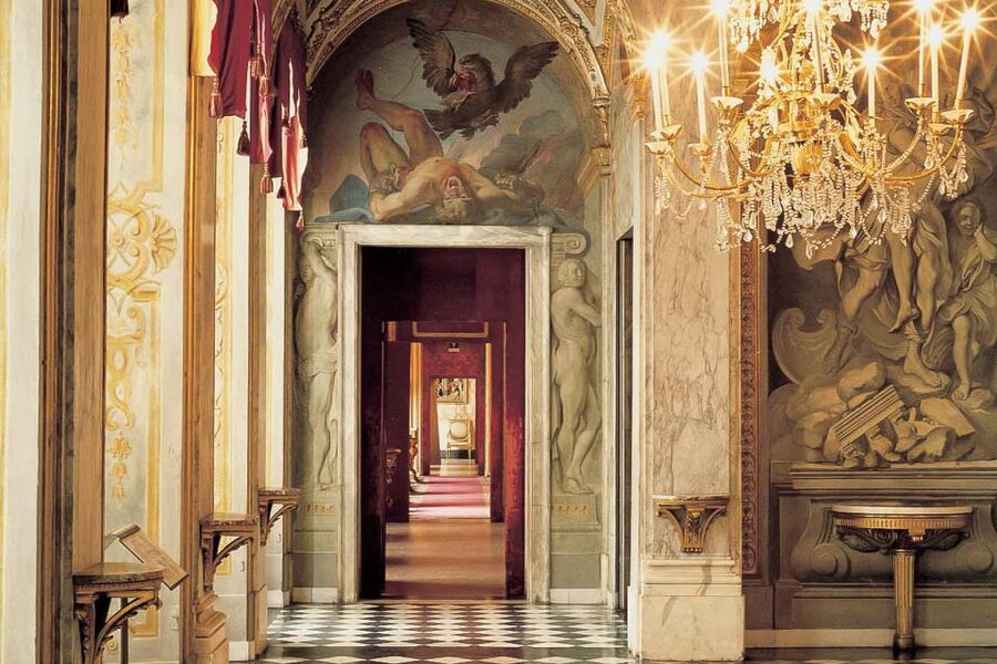 Genoa: 2-Hour Guided Walking Tour of the Historical Center - Key points at a glance