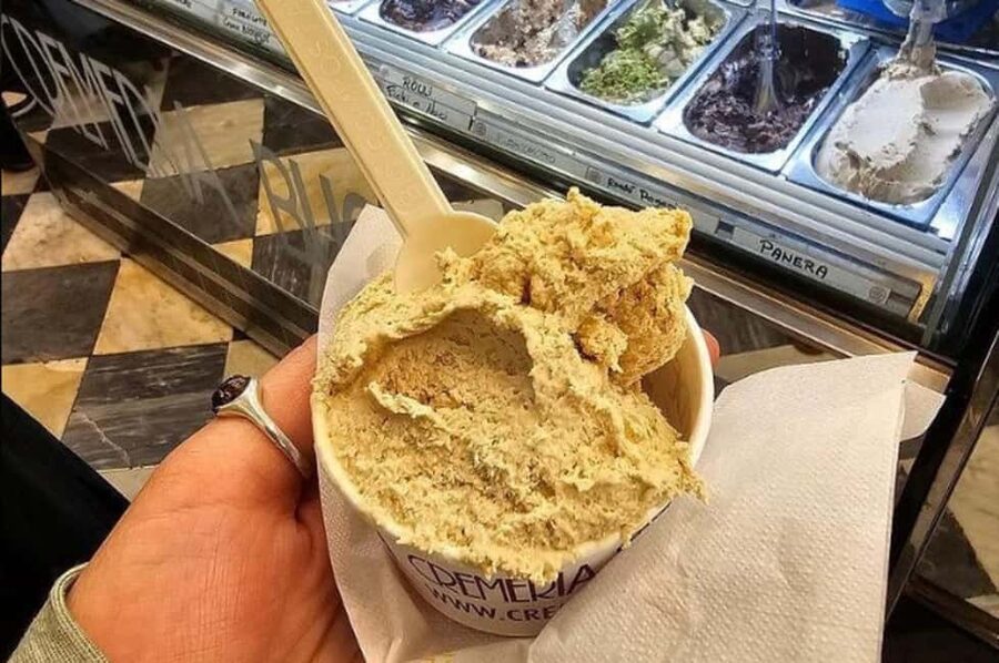 Genoa: Food and Wine Tasting Walking Tour - Dessert at Cremeria Bounafede