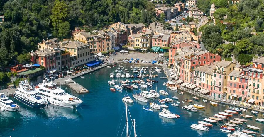Genoa: Full-Day Tour to Camogli, San Fruttuoso & Portofino - Camogli deserves the longest stop