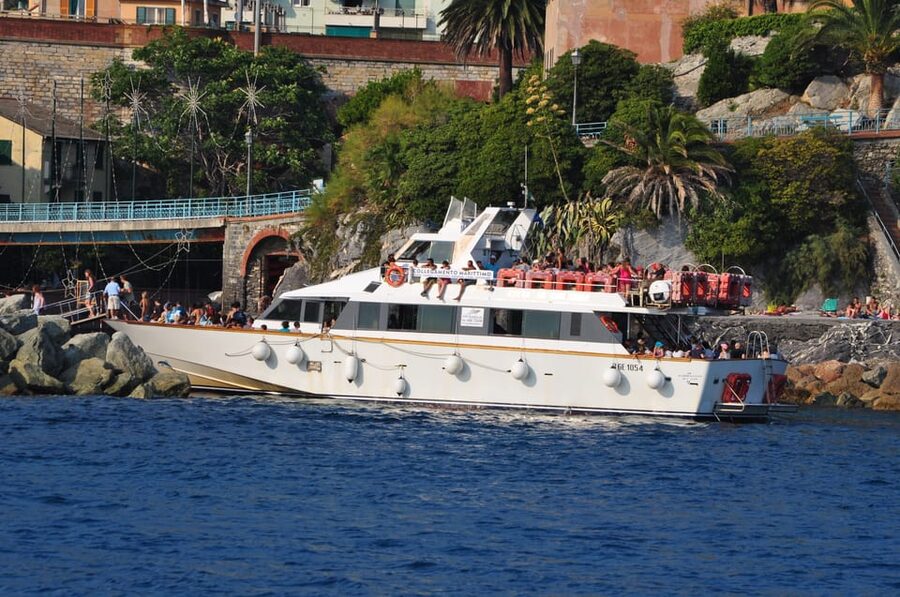 Genoa: Half-Day Tour to Portofino - Crowding, seating, and the return to Genoa
