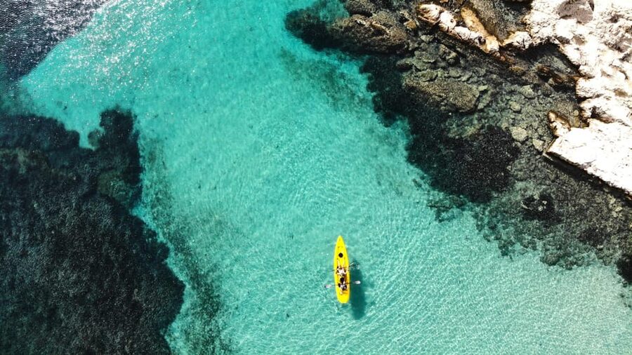 Golfo Aranci: Small group Kayak tour with Aperitif &dolphins - Cala Moresca: your first 50-minute stop