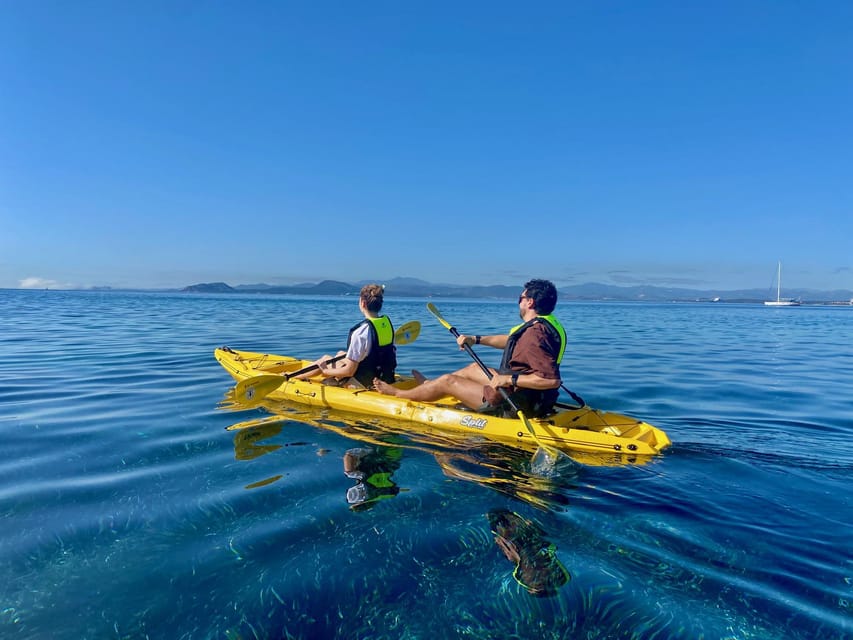 Golfo Aranci: Small group Kayak tour with Aperitif &dolphins - Returning to Baracconi Beach