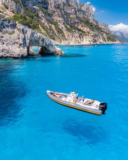Guided cruise to Cala Goloritzè, Cala Mariolu, Cala Gabbiani, and Biriala - Why this coast is best seen by boat