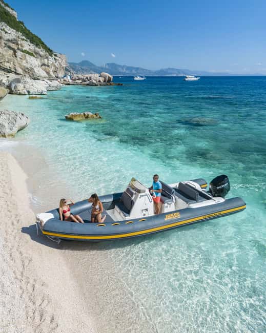 Guided cruise to Cala Goloritzè, Cala Mariolu, Cala Gabbiani, and Biriala - Cala dei Gabbiani: your first long beach break