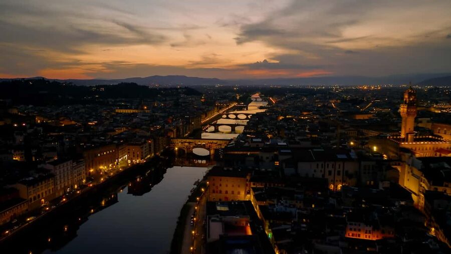 Heart of Florence: Dinner and Three Tenors Concert Ticket - FAQ