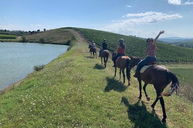 Horseback Ride in S.Gimignano with Tuscan Lunch Chianti Tasting - Why this Florence day trip works so well