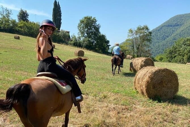 Hot Air Balloon ride in Tuscany countryside from Chianti - Landing in a Field, Then a Tuscan Breakfast