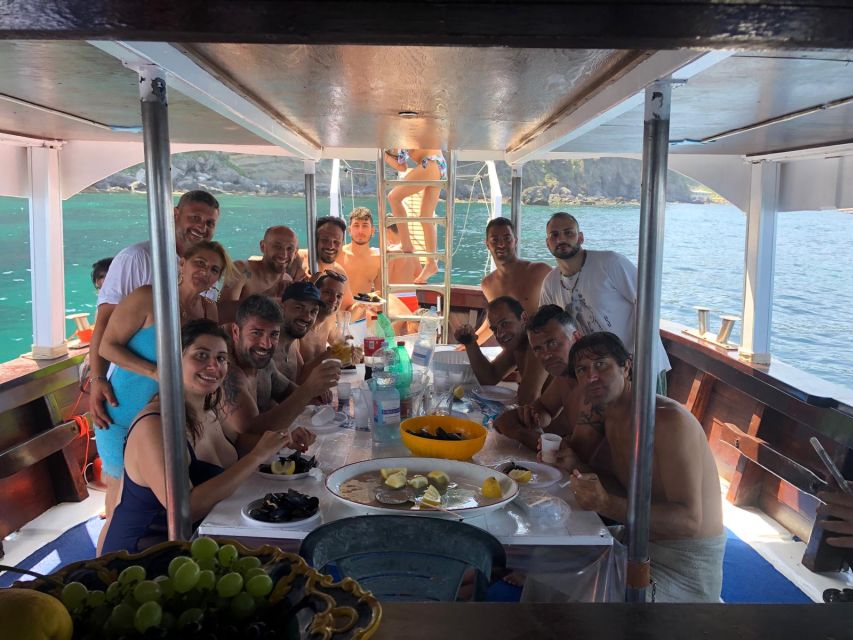 Ischia: Island Boat Tour with Neapolitan Lunch & Snorkeling - Along Ischia’s Southern Coast
