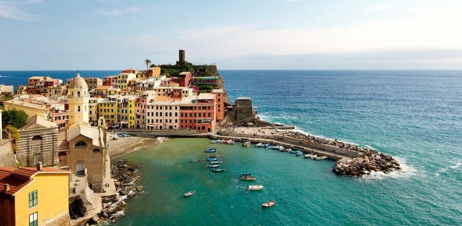 La Spezia: Cinque Terre and Portovenere Full-Day Boat Tour - Why a boat is the smart way to see Cinque Terre